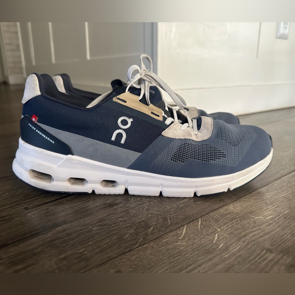 On Running Men's Athletic Shoes - Navy and White